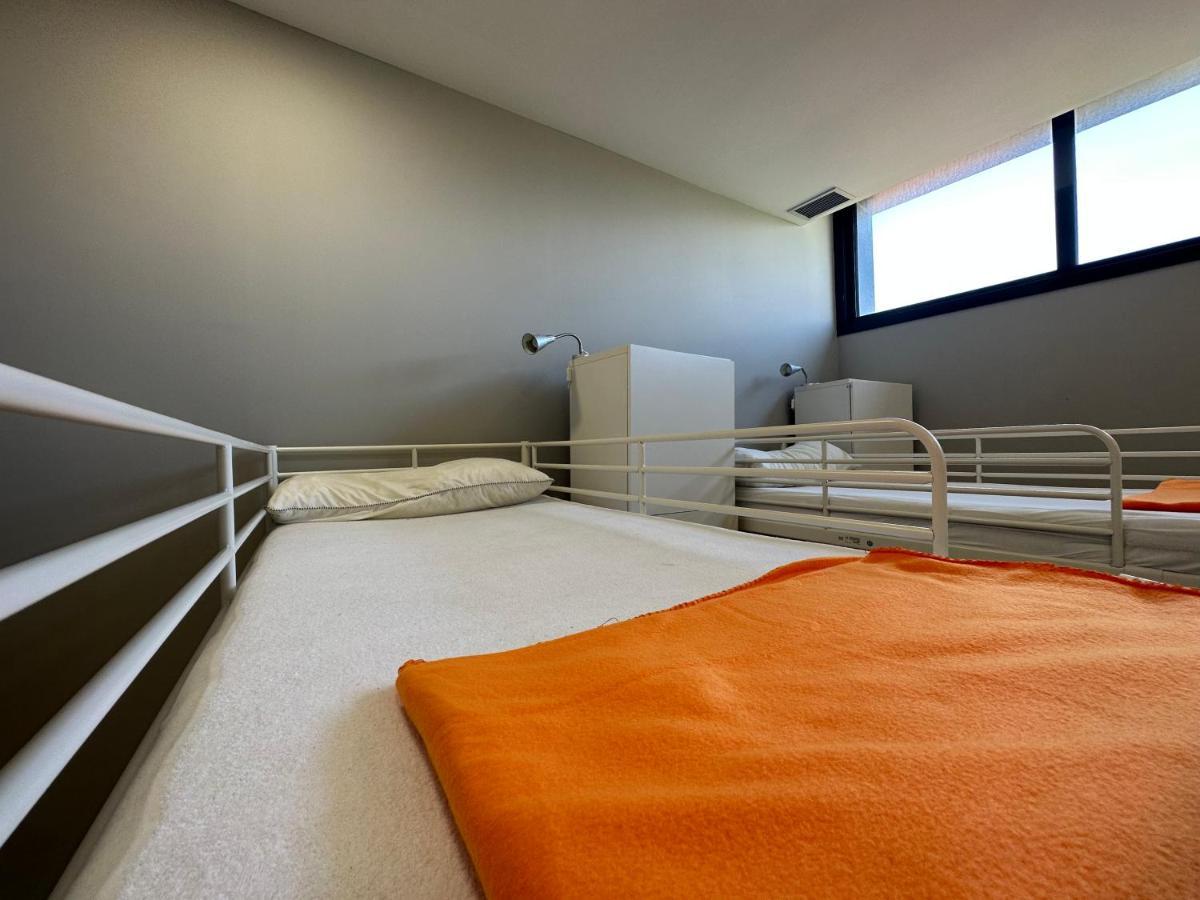 Hostel Beds & Vigo